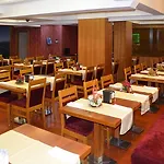 Yuksel Hotel