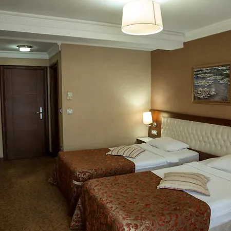 Yuksel Hotel