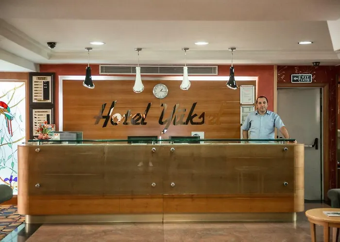 余克塞尔旅馆 酒店 3*